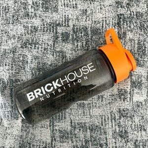 Brickhouse Nutrition Shaker Cup